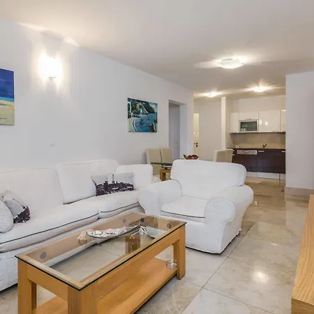 Apartment Salena