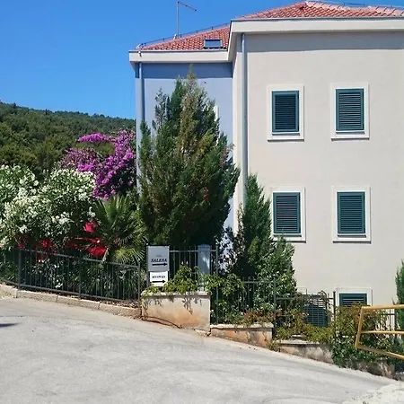 Apartment Salena *